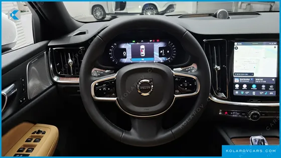 VOLVO V60 B5 ULTRA AWD
