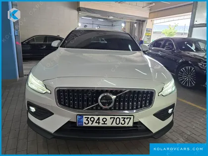 VOLVO V60 B5 ULTIMATE AWD