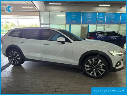 VOLVO V60 B5 ULTIMATE AWD