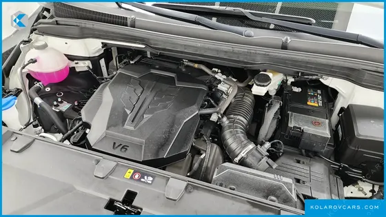 KIA CARNIVAL GASOLINE 7-SEATER SIGNATURE