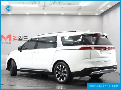 KIA CARNIVAL 9-SEATER NOBLESSE