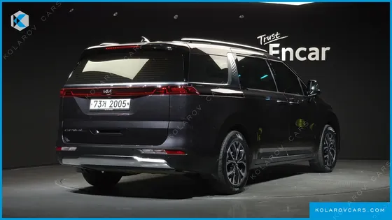 KIA CARNIVAL 11-SEATER SIGNATURE