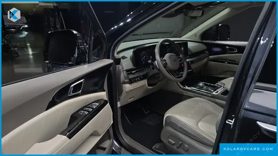 KIA CARNIVAL 11-SEATER SIGNATURE