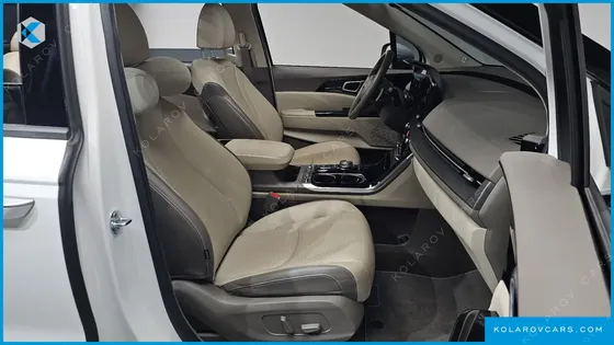 KIA CARNIVAL 9-SEATER NOBLESSE