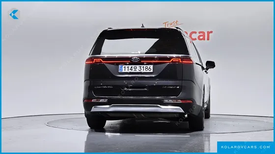 KIA CARNIVAL 7-SEATER SIGNATURE