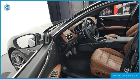 MASERATI GHIBLI 3.0 GRANSPORT