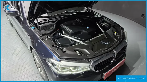 BMW 5 SERIES 520I M SPORT