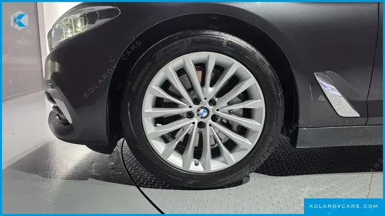 BMW 5 SERIES 530I LUXURY PLUS