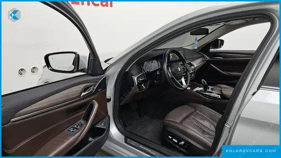 BMW 5 SERIES 530I XDRIVE LUXURY PLUS