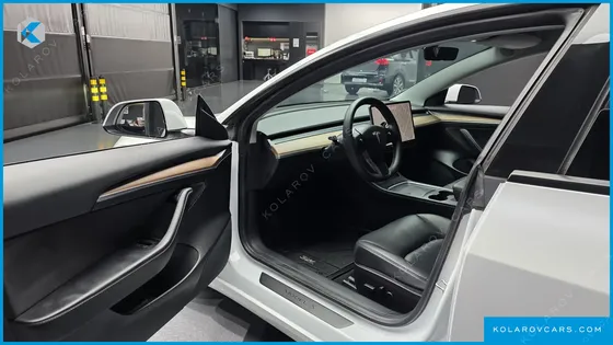 TESLA MODEL 3 LONG RANGE AWD