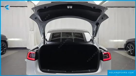 TESLA MODEL 3 RWD