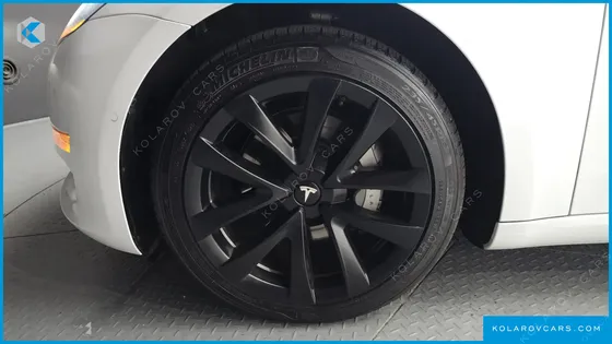 TESLA MODEL 3 LONG RANGE AWD