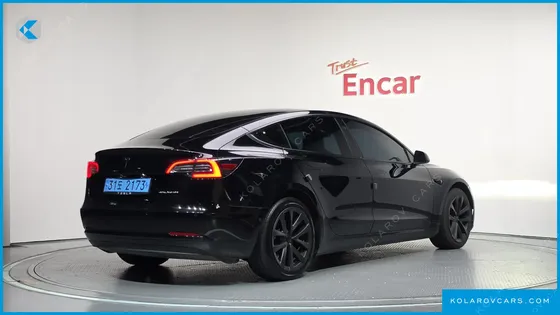 TESLA MODEL 3 LONG RANGE AWD