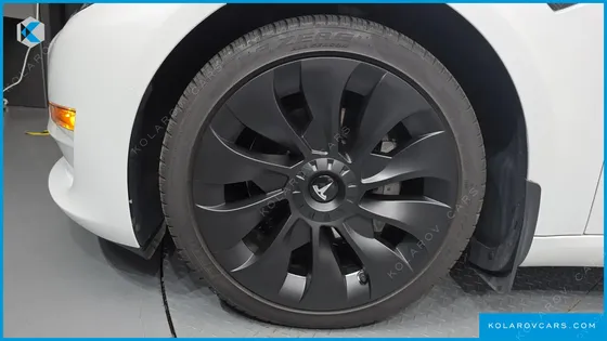 TESLA MODEL 3 LONG RANGE AWD