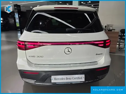 MERCEDES EQB EQB300 4MATIC PROGRESSIVE
