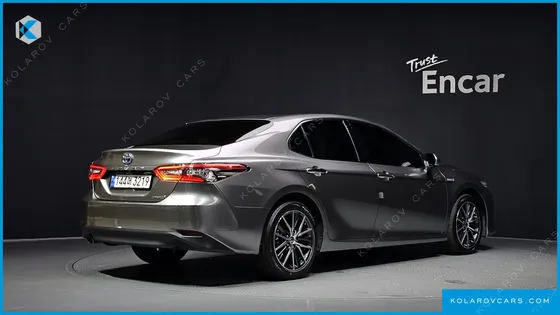 TOYOTA CAMRY 2.5 XLE HYBRID