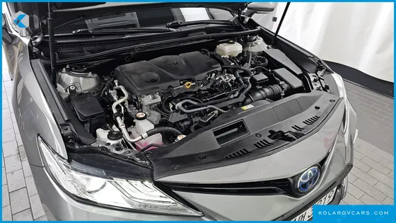 TOYOTA CAMRY 2.5 XLE HYBRID