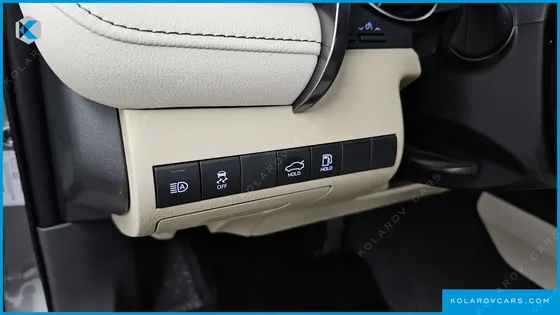 TOYOTA CAMRY 2.5 XLE HYBRID