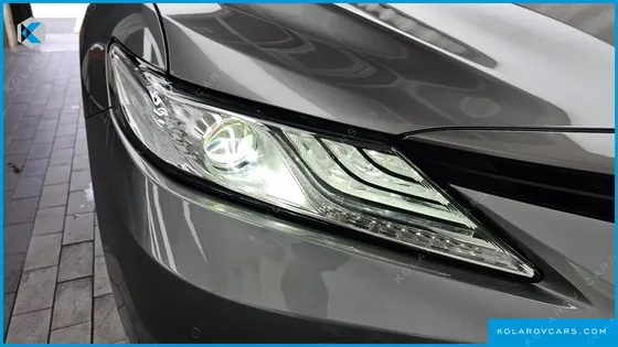 TOYOTA CAMRY 2.5 XLE HYBRID