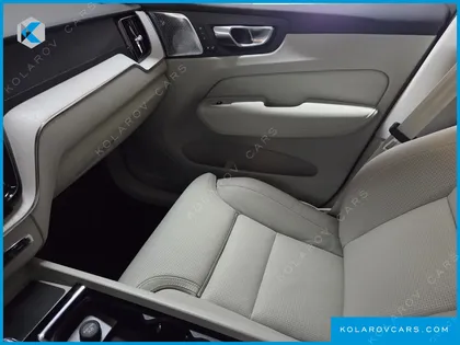 VOLVO XC60 T8 ULTRA BRIGHT