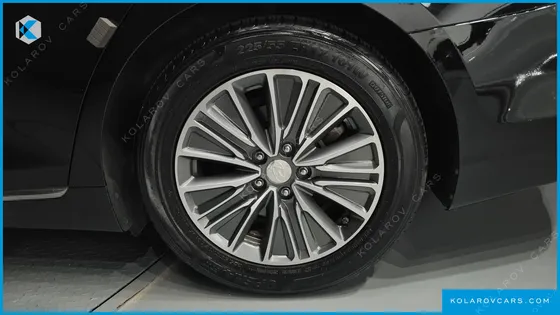 HYUNDAI GRANDEUR EXCLUSIVE