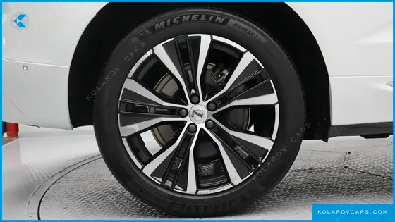 VOLVO XC60 B6 ULTRA BRIGHT