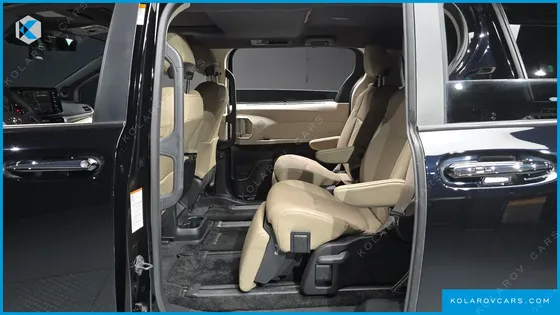 TOYOTA SIENNA 2.5 HYBRID AWD
