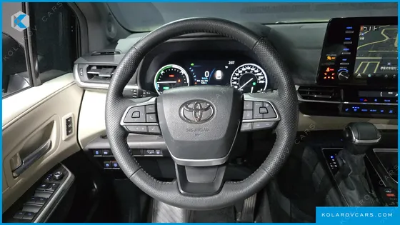 TOYOTA SIENNA 2.5 HYBRID AWD