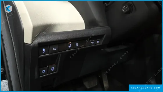 TOYOTA SIENNA 2.5 HYBRID AWD