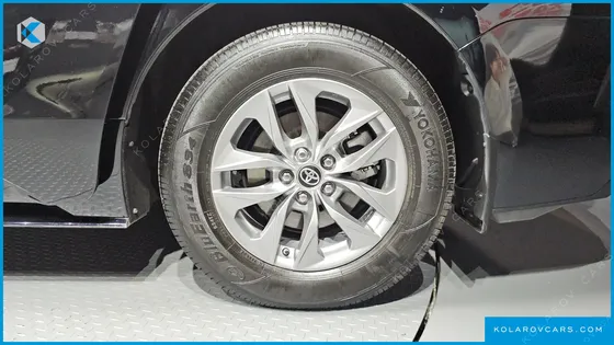 TOYOTA SIENNA 2.5 HYBRID AWD