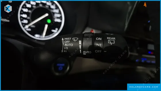 TOYOTA SIENNA 2.5 HYBRID AWD