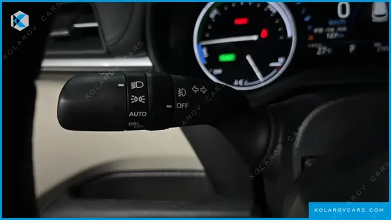 TOYOTA SIENNA 2.5 HYBRID AWD