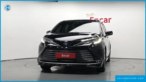 TOYOTA SIENNA 2.5 HYBRID AWD
