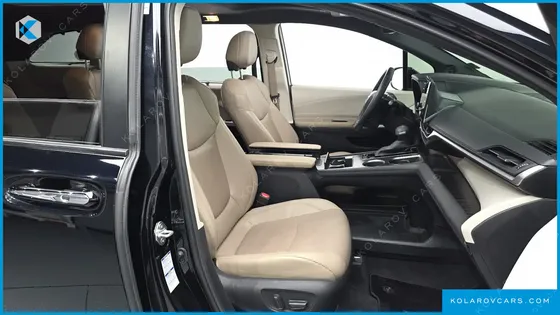 TOYOTA SIENNA 2.5 HYBRID AWD