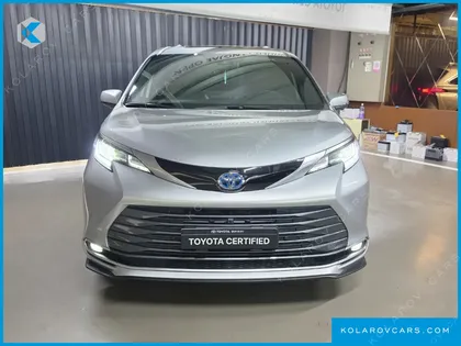 TOYOTA SIENNA 2.5 HYBRID 2WD