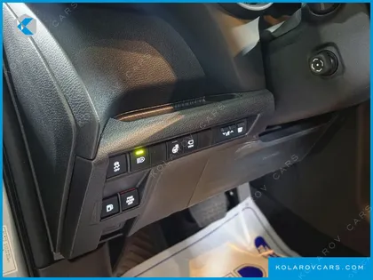 TOYOTA SIENNA 2.5 HYBRID 2WD