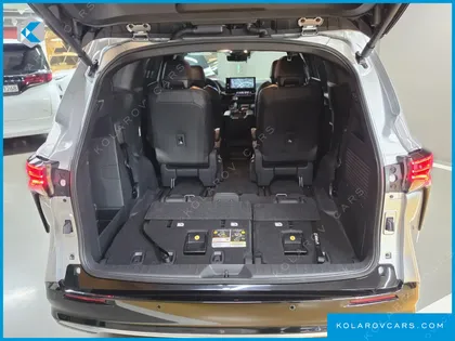 TOYOTA SIENNA 2.5 HYBRID 2WD