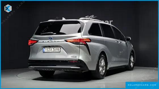 TOYOTA SIENNA 2.5 HYBRID AWD