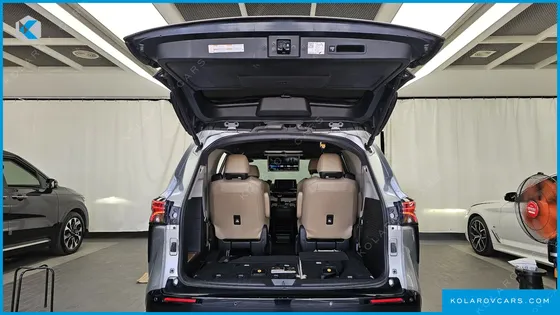 TOYOTA SIENNA 2.5 HYBRID AWD