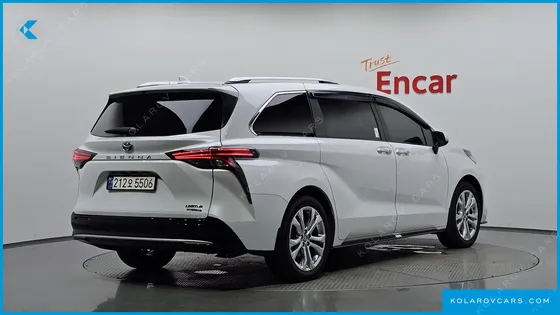 TOYOTA SIENNA 2.5 HYBRID 2WD