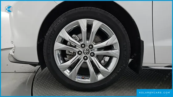 TOYOTA SIENNA 2.5 HYBRID 2WD