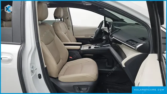 TOYOTA SIENNA 2.5 HYBRID 2WD