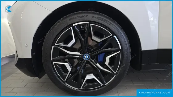 BMW IX XDRIVE50 SPORTS PLUS