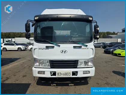 HYUNDAI MEGA TRUCK GOLD