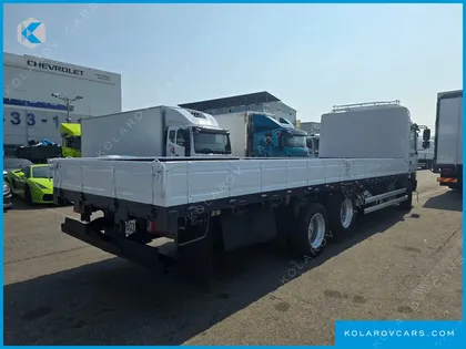 HYUNDAI MEGA TRUCK GOLD
