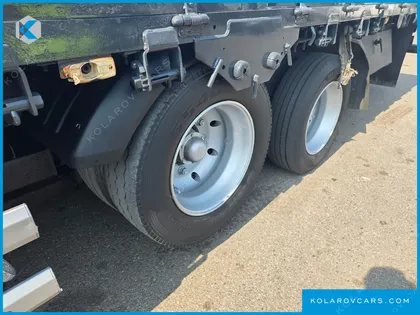 HYUNDAI MEGA TRUCK GOLD