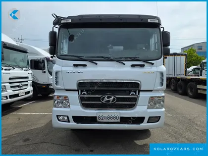 HYUNDAI MEGA TRUCK GOLD