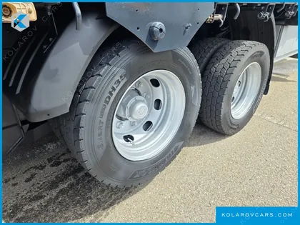 HYUNDAI MEGA TRUCK GOLD
