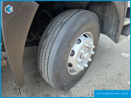 HYUNDAI MEGA TRUCK WIDECAP GOLD
