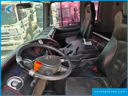 HYUNDAI MEGA TRUCK WIDECAP GOLD
